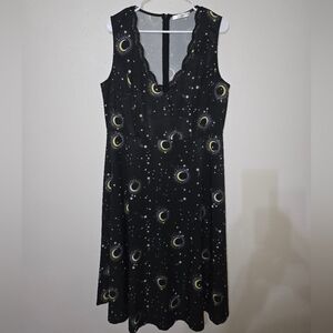 Black Celestial Print Sleeveless Dress